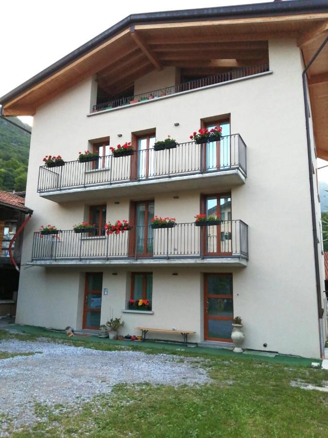 B&B Le Aquane Ono San Pietro Exteriör bild